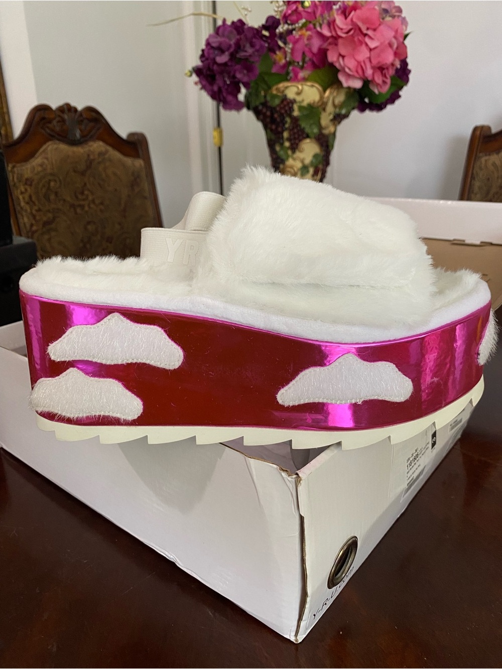 White Faux-Fur Platform Slide with Pink Metallic Cloud Accent